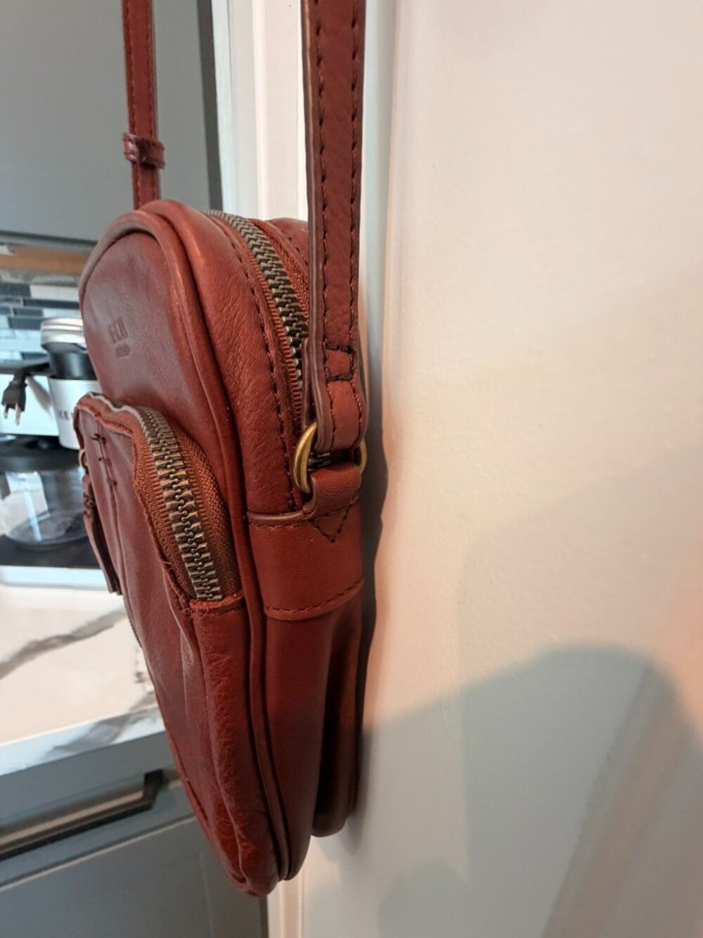 American Leather Co. Genuine Leather Crossbody Bag | Adjustable Strap - Picture 6 of 11